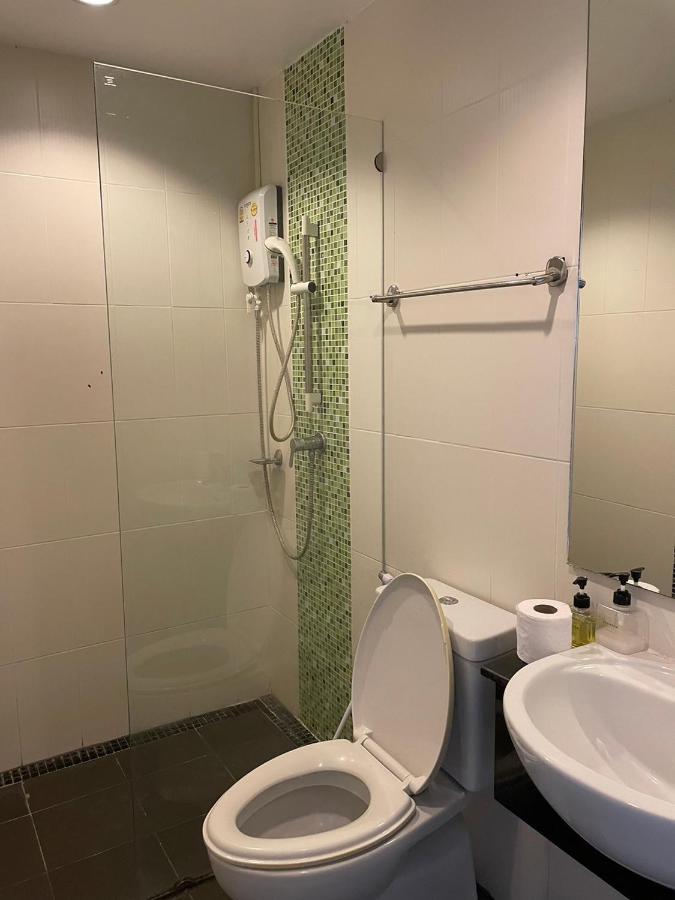 The Room Sansabai Patong Exterior photo