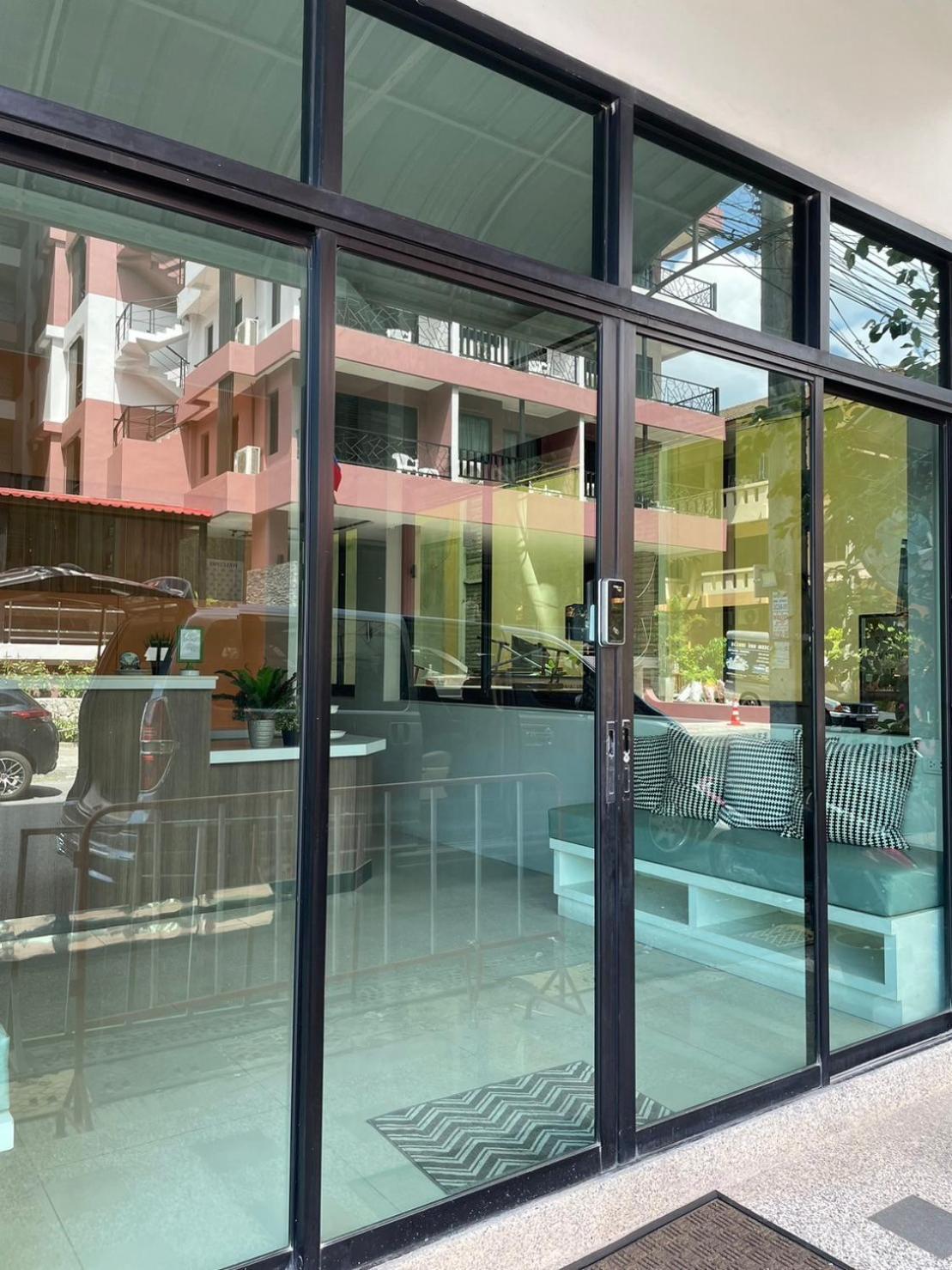 The Room Sansabai Patong Exterior photo